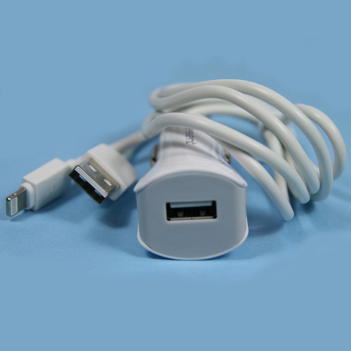 Chargeur de Smartphone en voiture avec câble USB iPhone